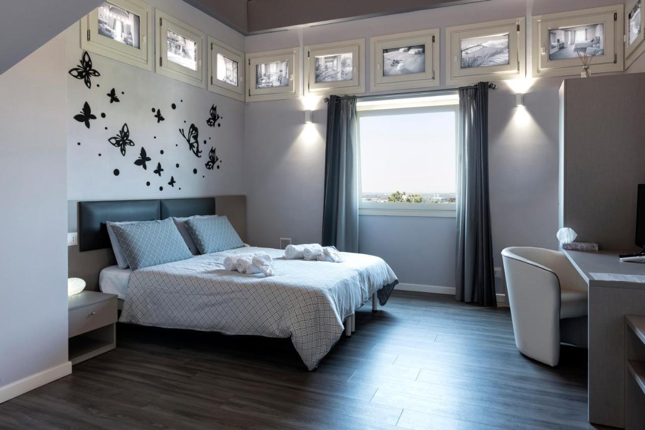 Michela Bb & Relais Bed & Breakfast Lonato Exterior foto